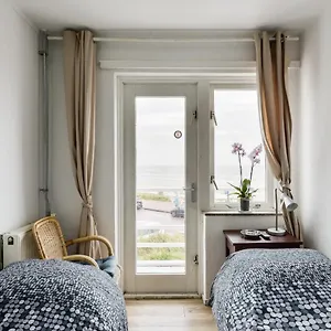 Privatunterkunft Zee En Duin